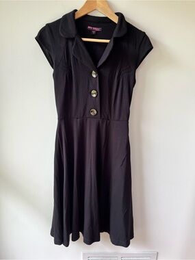Vintage Betsy Johnson Black Rayon Fit-and-Flare Dress - Size P